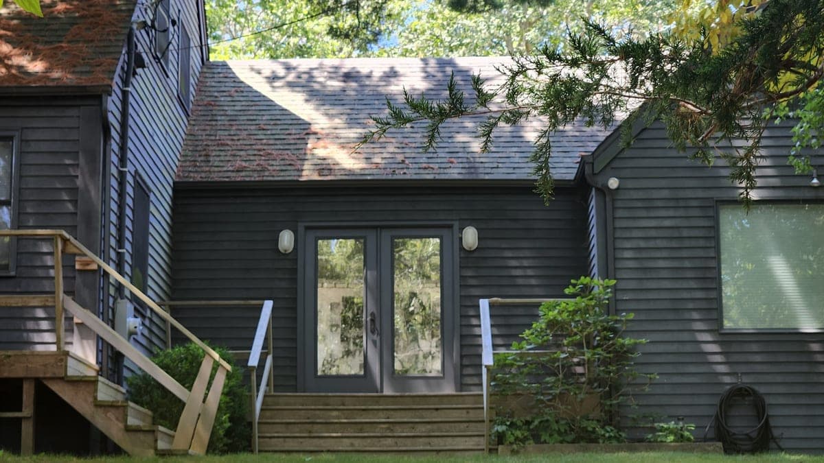 Elaine De Kooning House and studio in Northwest Harbor, East Hampton, NY.