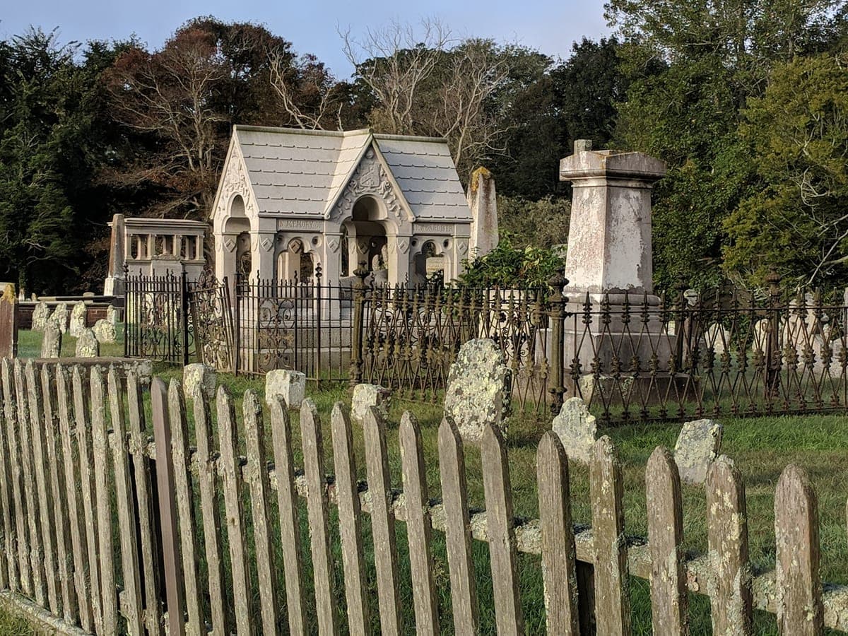 Town Pond and the South End Burying Ground in East Hampton
