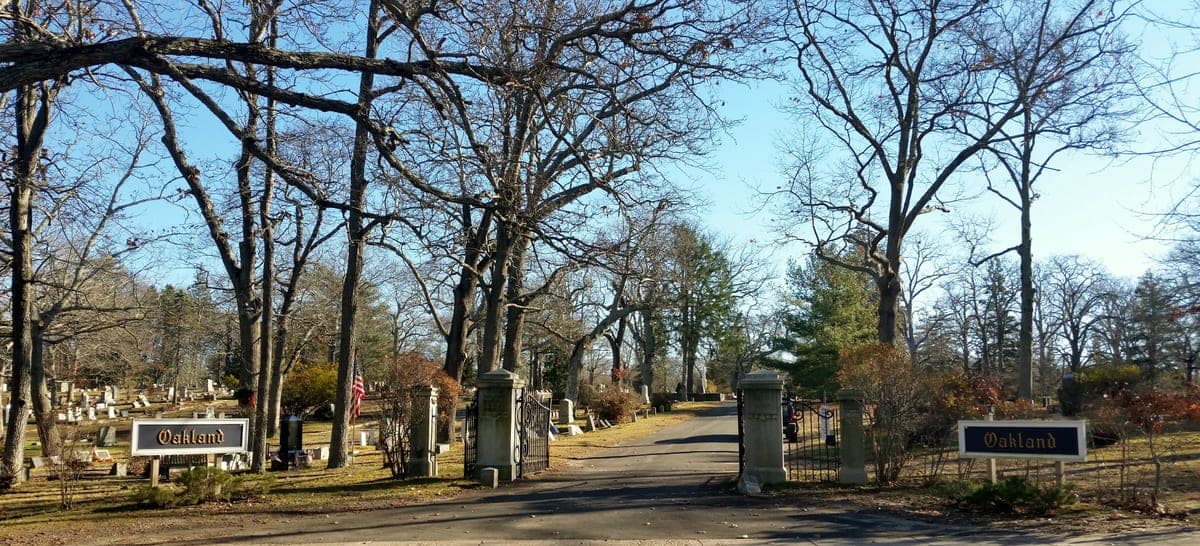Oakland Cemetery Sag Harbor NY Entrance.