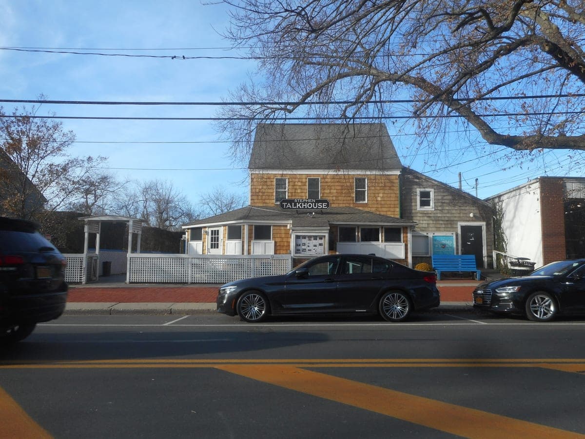 Stephen Talkhouse in Amagansett