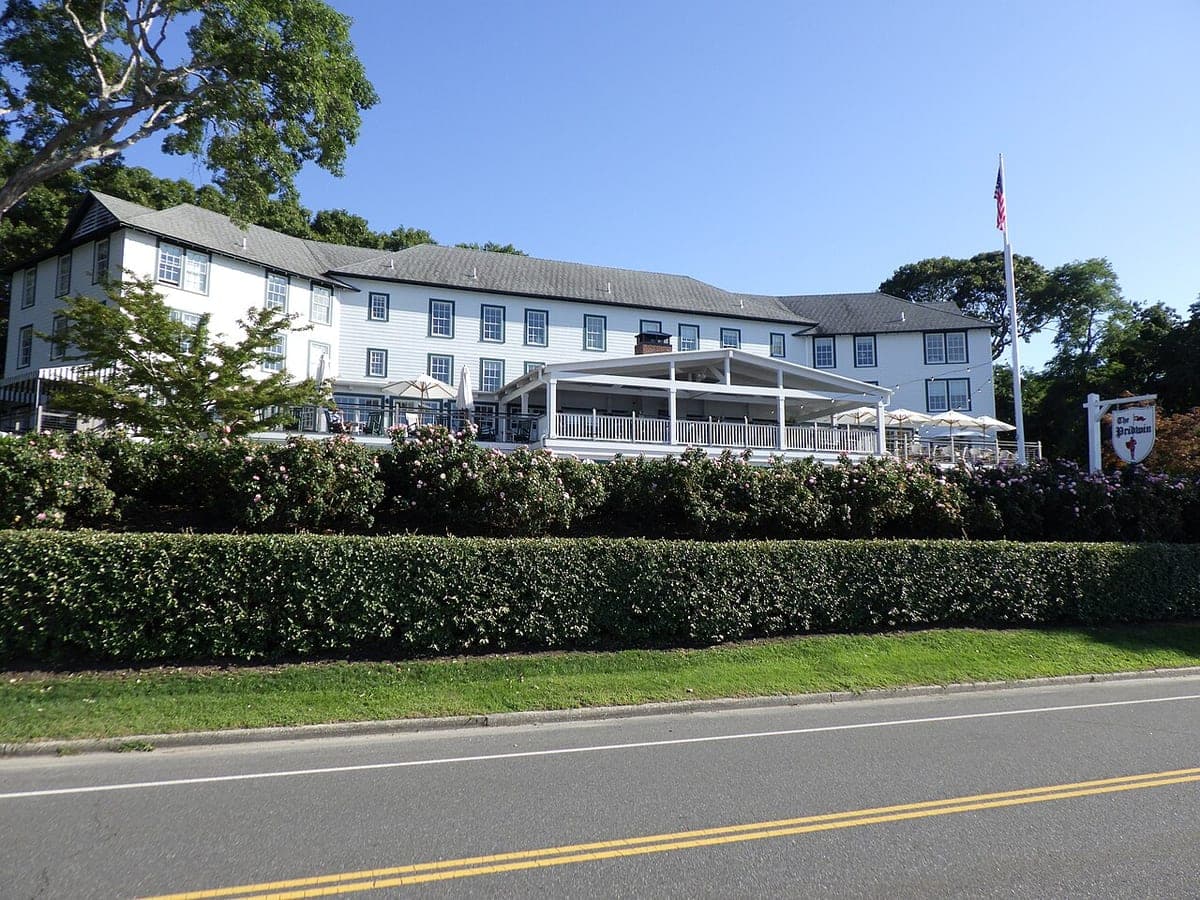 The Pridwin Hotel & Cottages in Shelter Island